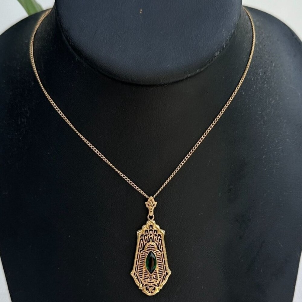 14K Gold Esposito Jewelry Co.Pendant Necklace with Green Glass Stone